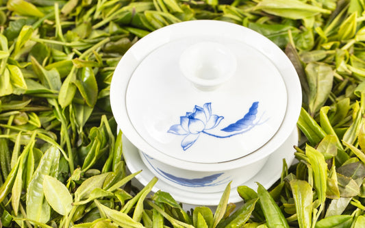 Gaiwan Pairs with Different Teas