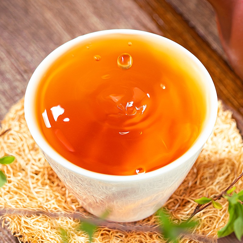 Dianhong Golden Needle Tea