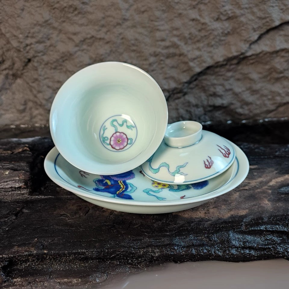 Imperial Lion Motif Gaiwan