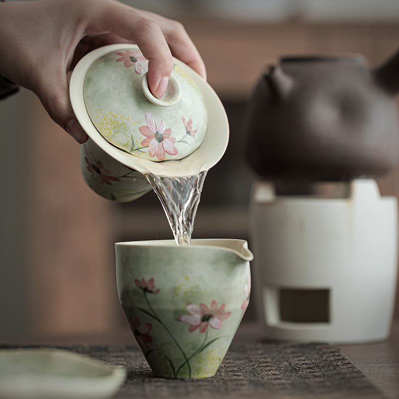 Hand-painted Daisy Horseshoe Shaped Tea Bowl - ZenBrew Tea Store