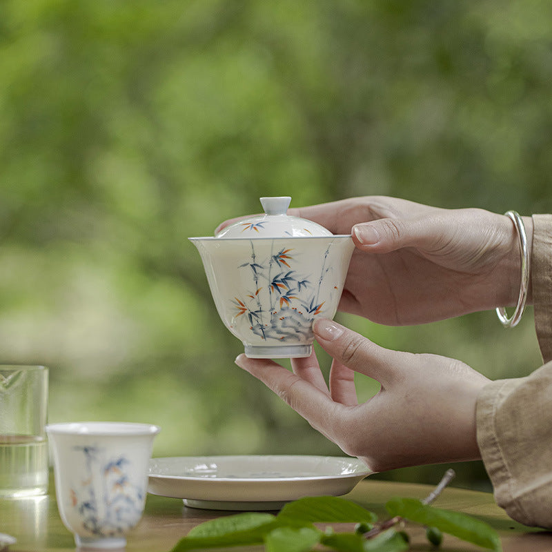 Blue and White Porcelain Gaiwan - Hand-Painted, Chicken-Heart-Shaped