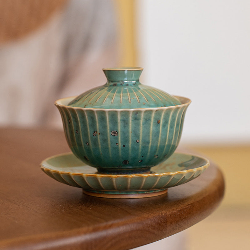 Jun Kiln Porcelain Gaiwan - Pine Green, Folded-Rim-Shaped