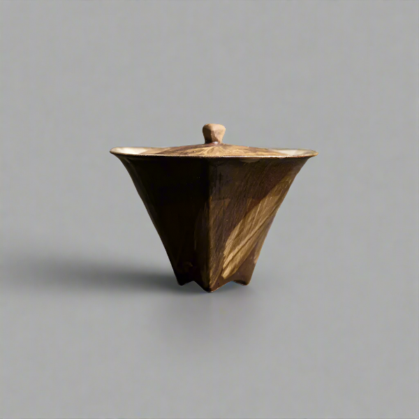 Wabi-sabi Style Triangle Shaped Gongfu Tea Bowl - ZenBrew Tea Store